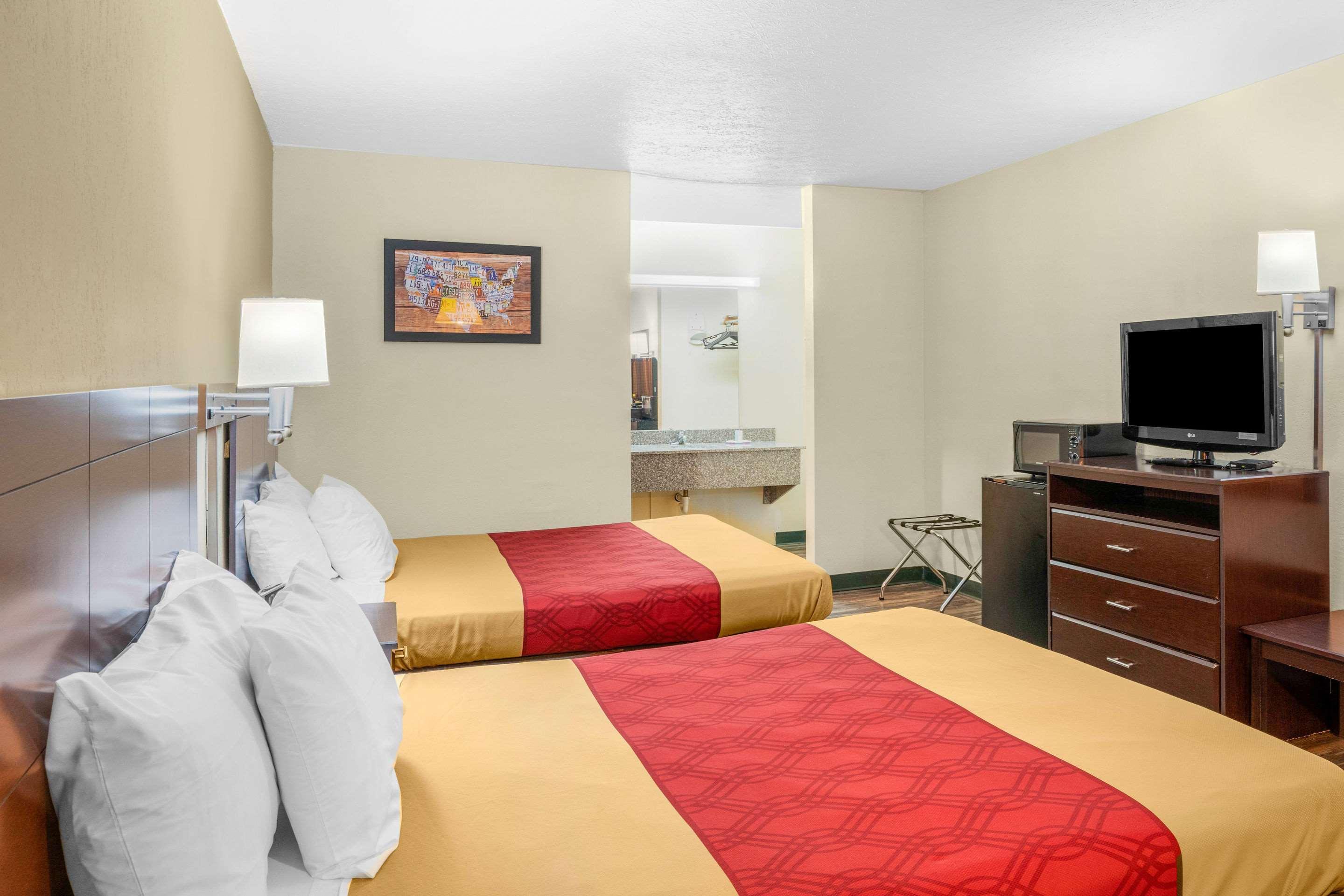 רולה Econo Lodge Near Missouri University Of Science And Technology מראה חיצוני תמונה